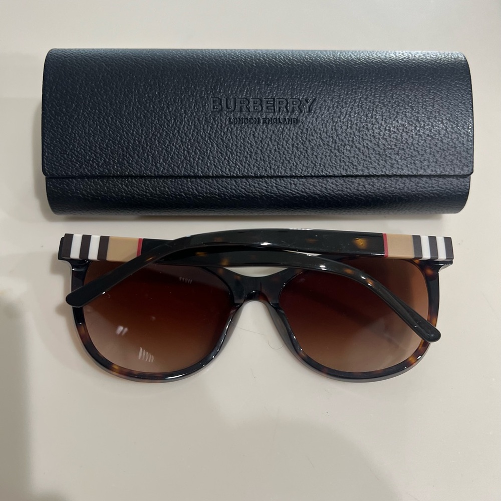 Burberry B4199 3002/13 Sunglasses – Tortoise Brown 58mm - Picture 4 of 7